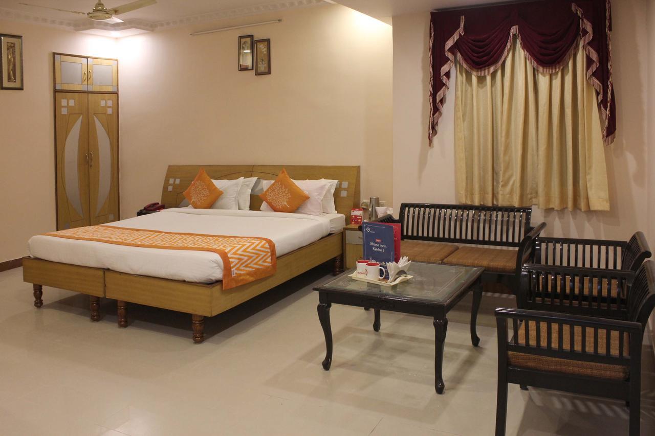 Hotel Kuber Palace Ранчи Екстериор снимка